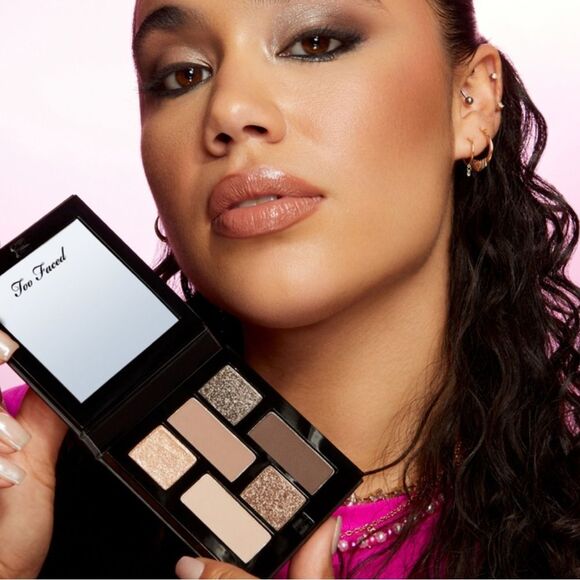 Too Faced Born This Way Mini Eyeshadow Palette - Picture 5 of 9